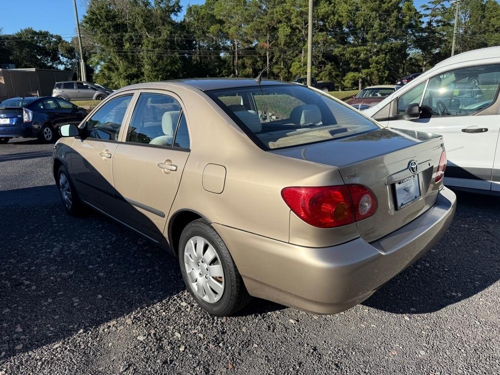 Toyota Corolla CE 2004