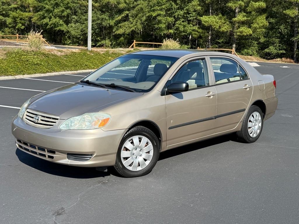 Toyota Corolla CE 2004