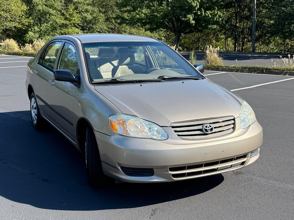 Toyota Corolla CE 2004