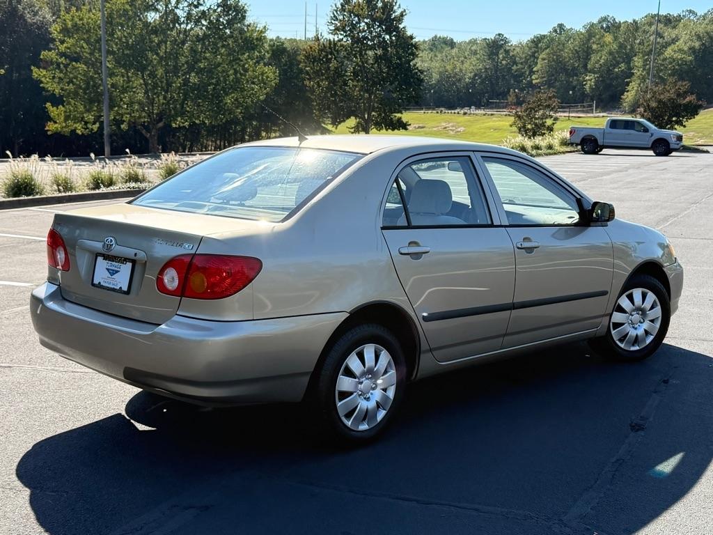Toyota Corolla CE 2004