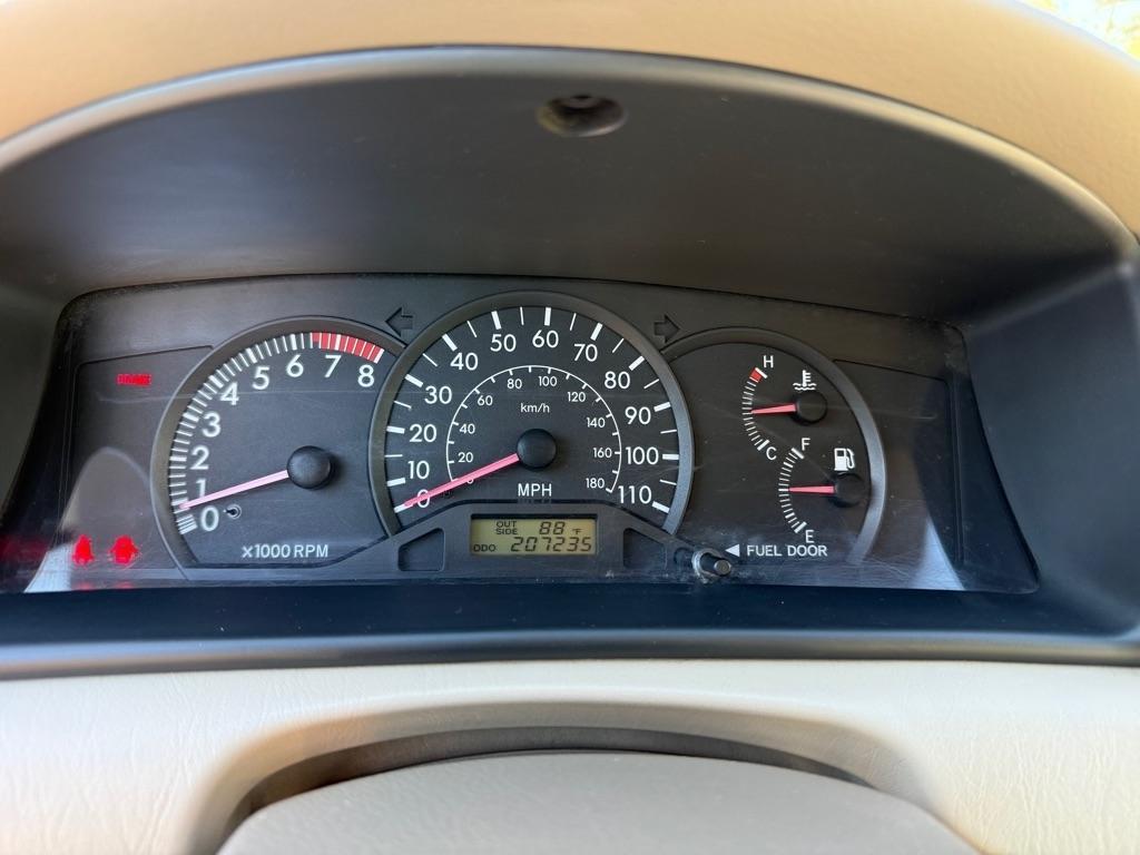 Toyota Corolla CE 2004