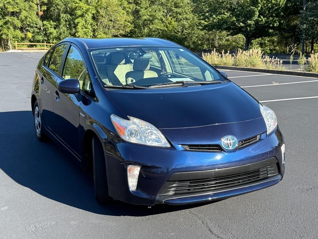 Toyota Prius Prius V 2012