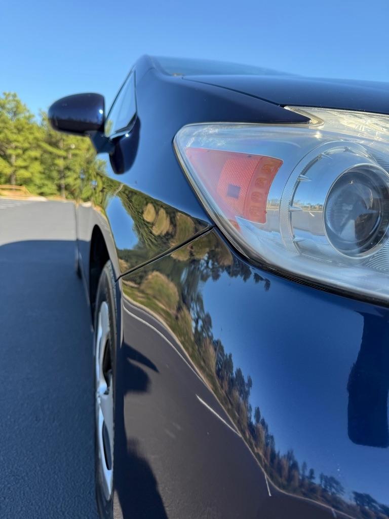 Toyota Prius Prius V 2012