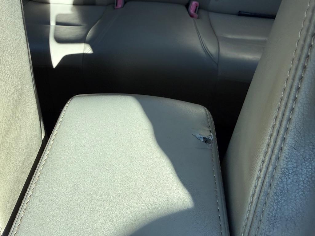 Toyota Prius Prius V 2012