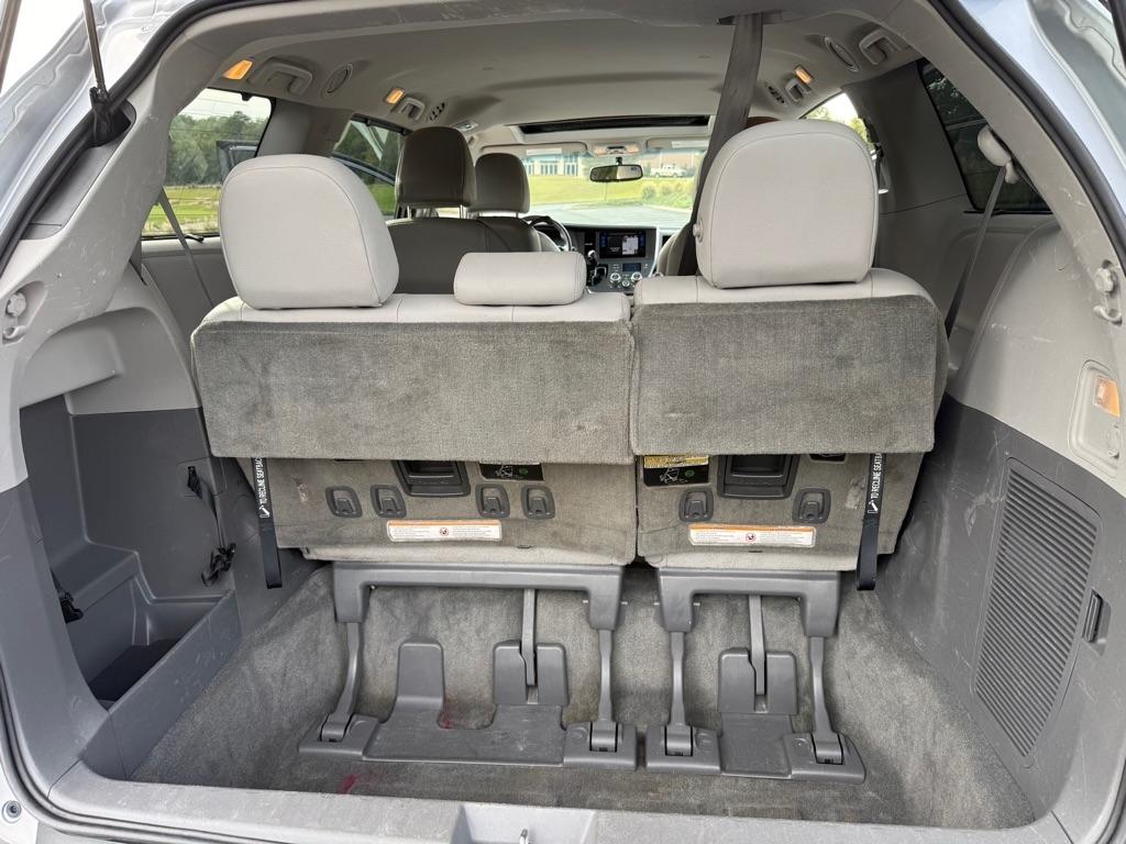 Toyota Sienna XLE FWD 8-Passenger V6 2015