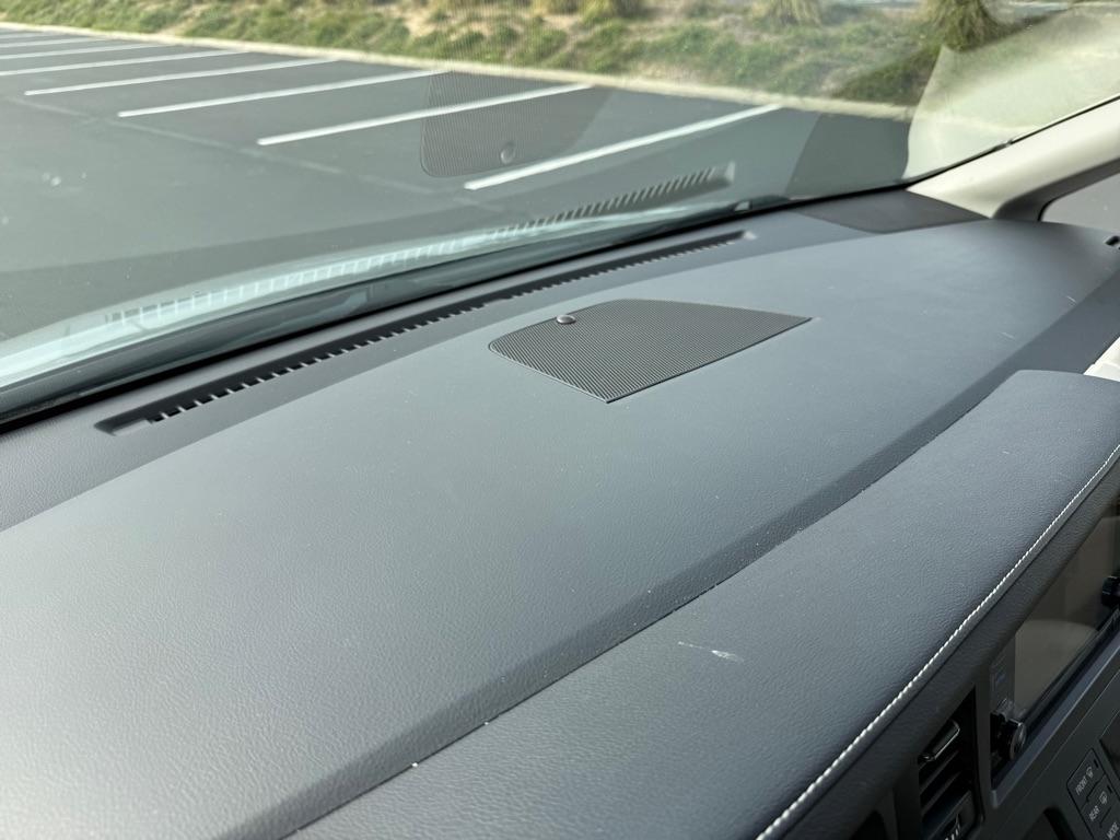 Toyota Sienna XLE FWD 8-Passenger V6 2015