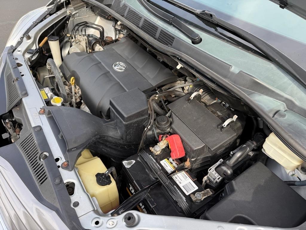 Toyota Sienna XLE FWD 8-Passenger V6 2015