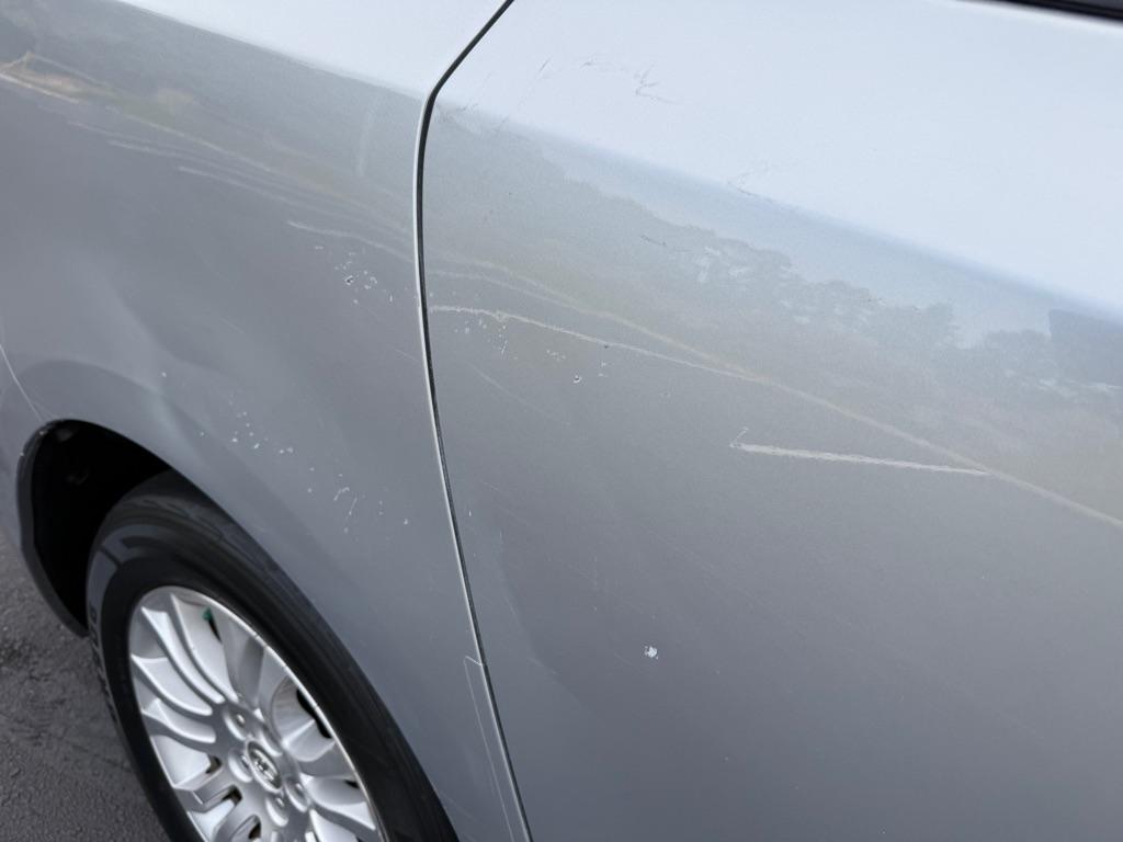 Toyota Sienna XLE FWD 8-Passenger V6 2015