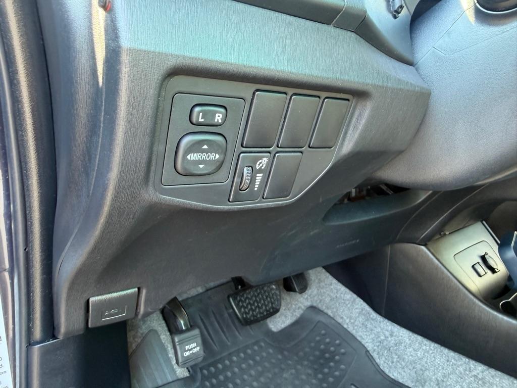 Toyota Prius Four 2015