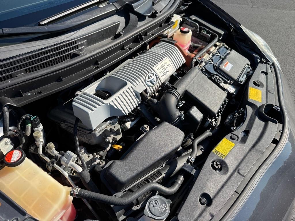 Toyota Prius Four 2015