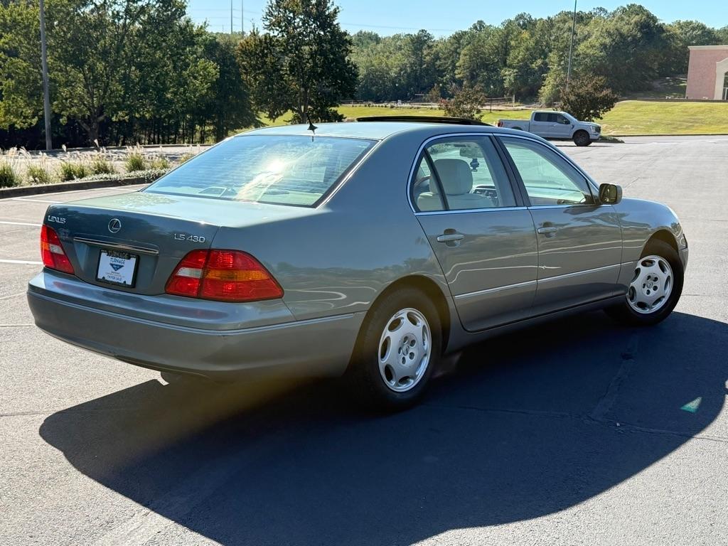 Lexus LS 430 Sedan 2001