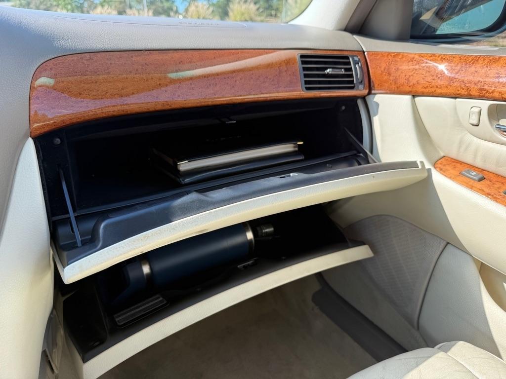 Lexus LS 430 Sedan 2001