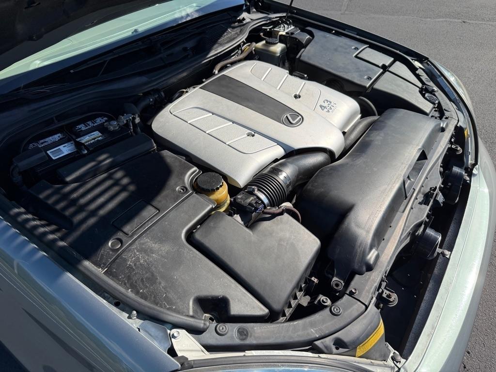 Lexus LS 430 Sedan 2001