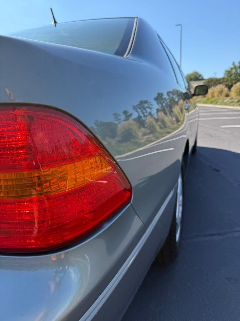 Lexus LS 430 Sedan 2001