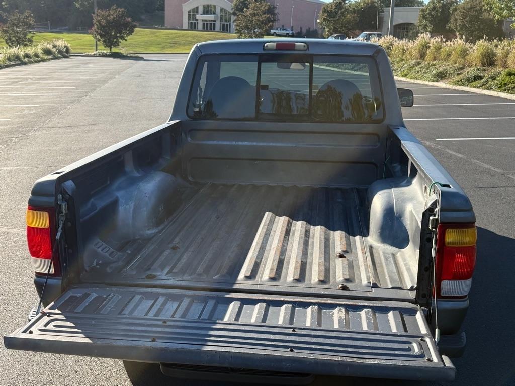 Ford Ranger XLT Reg. Cab Long Bed 2WD 1998