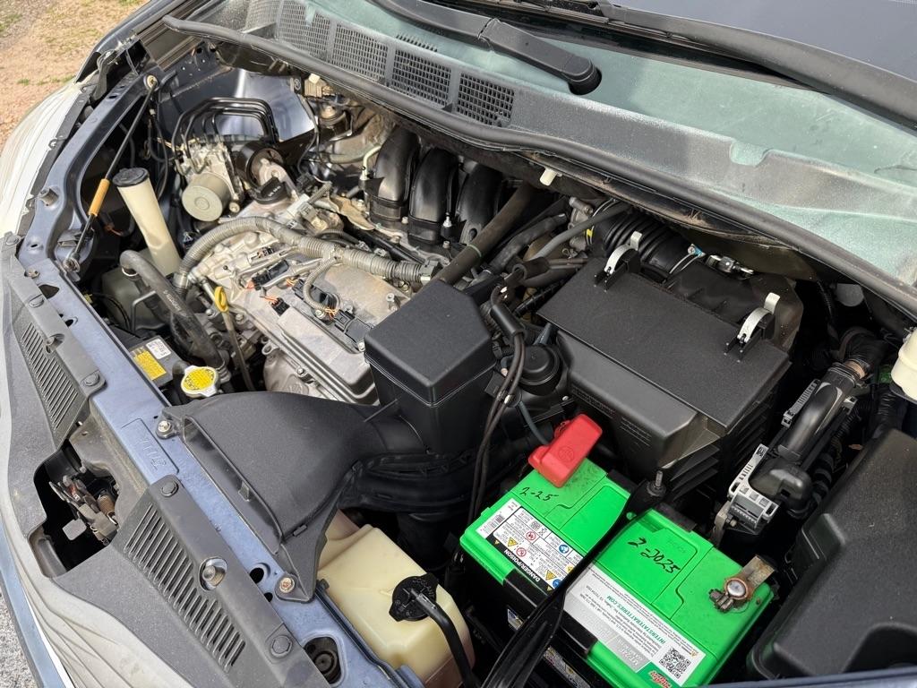 Toyota Sienna XLE FWD 8-Passenger V6 2014