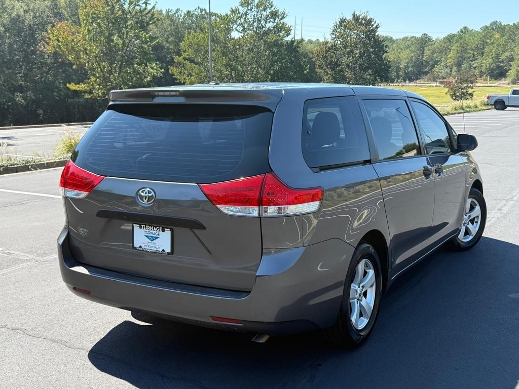 Toyota Sienna FWD 7-Passenger V6 2014
