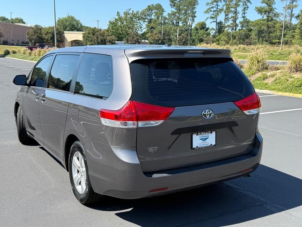 Toyota Sienna FWD 7-Passenger V6 2014