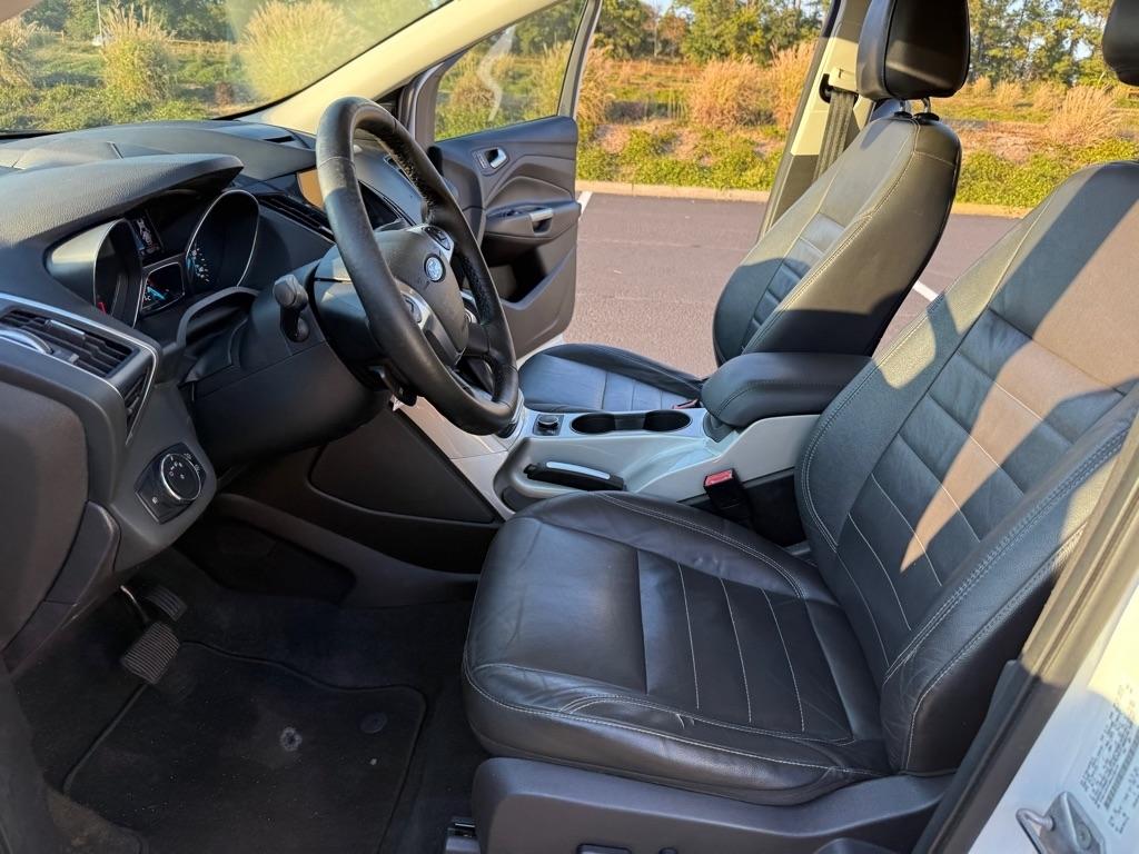 Ford Escape SEL FWD 2013