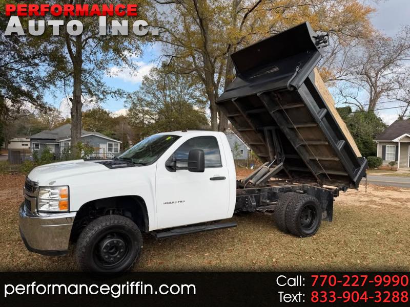 2011 Chevrolet Silverado 3500HD 2WD Reg Cab 137.5" WB, 59.8" CA WT