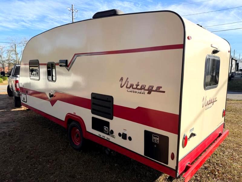 Gulf Stream Vintage  2021