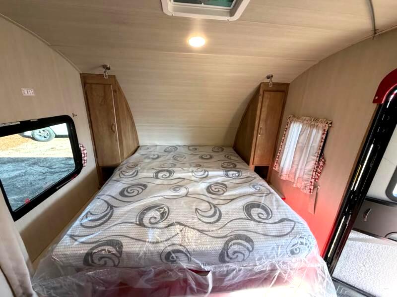 Gulf Stream Vintage  2021