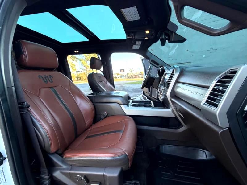 Ford Super Duty F-350 SRW King Ranch 4WD Crew Cab 8' Box 2018