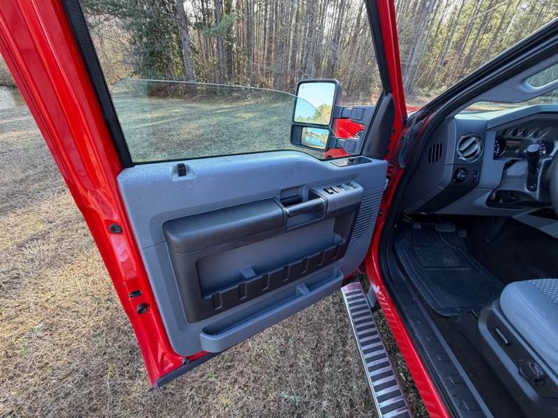 Ford Super Duty F-250 SRW 4WD Crew Cab 172" Platinum 2016