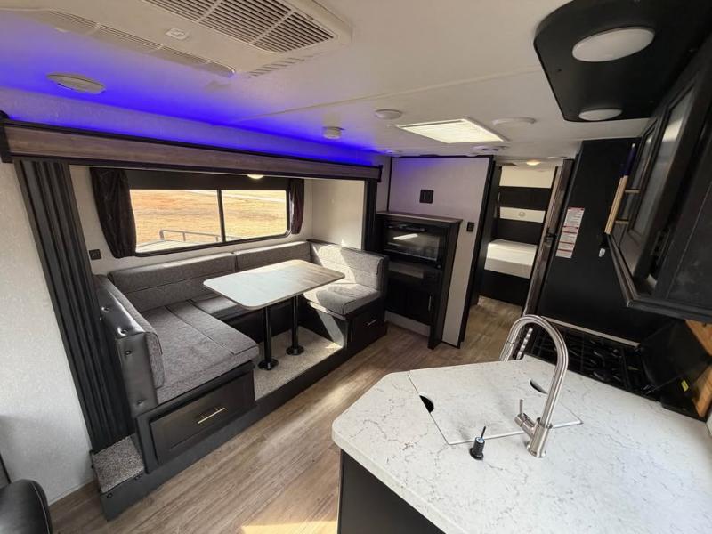 Forest River Grey Wolf  2021