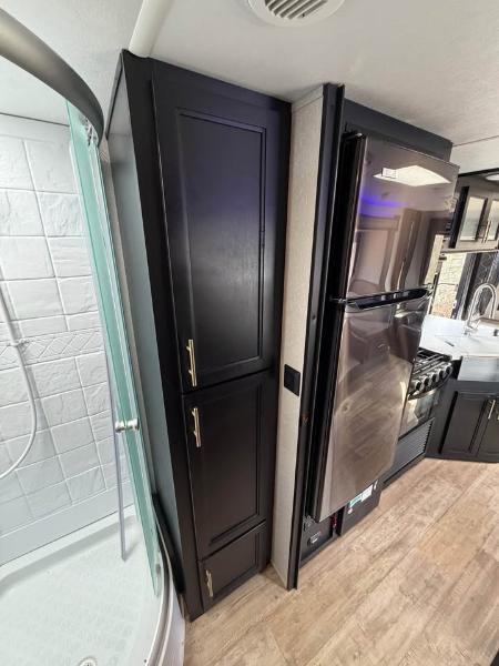 Forest River Grey Wolf  2021