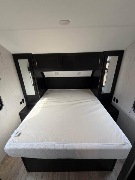 Forest River Grey Wolf  2021