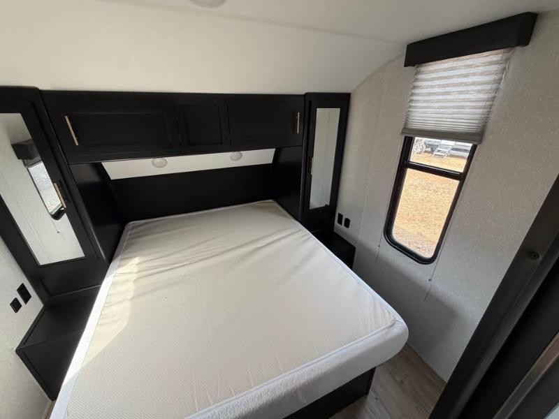 Forest River Grey Wolf  2021