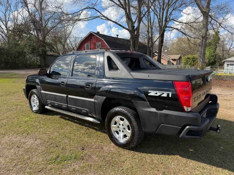 Chevrolet Avalanche 1500 5dr Crew Cab 130" WB 4WD Z71 2004