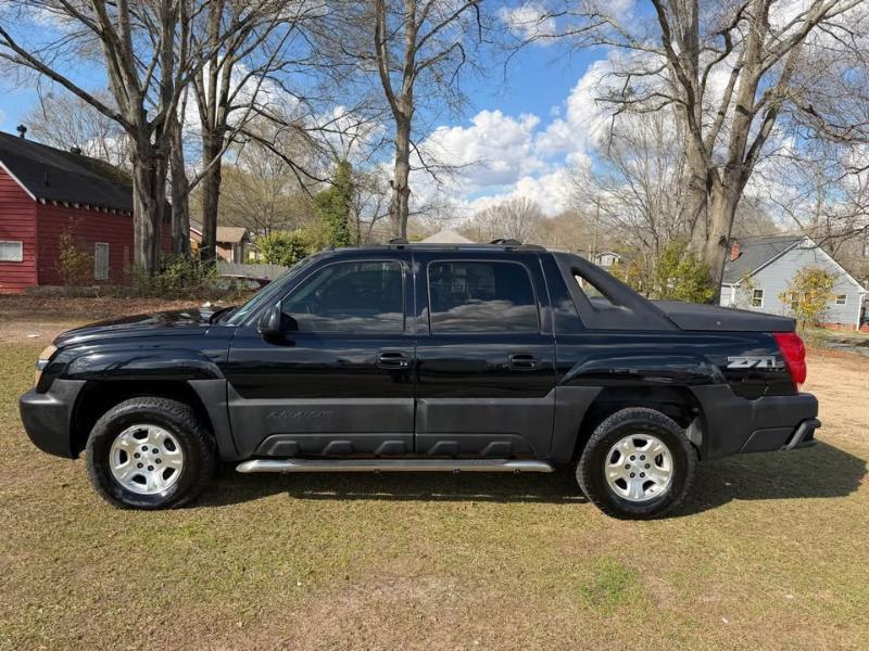 Chevrolet Avalanche 1500 5dr Crew Cab 130" WB 4WD Z71 2004
