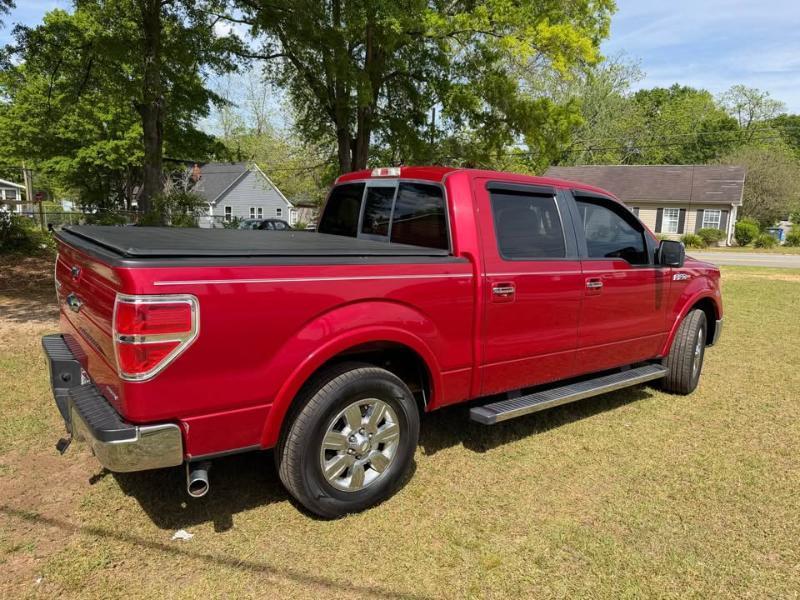 Ford F-150 2WD SuperCrew 145" Lariat 2012