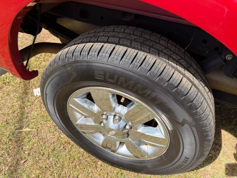 Ford F-150 2WD SuperCrew 145" Lariat 2012