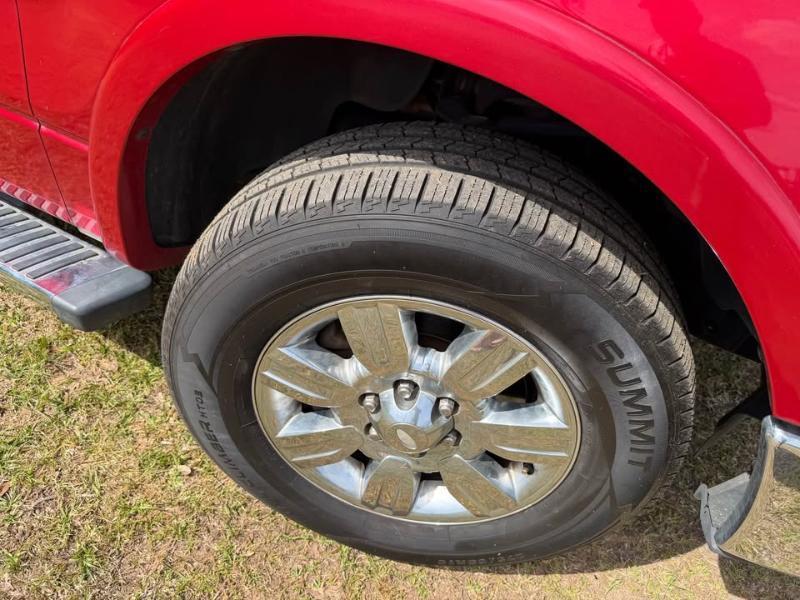 Ford F-150 2WD SuperCrew 145" Lariat 2012