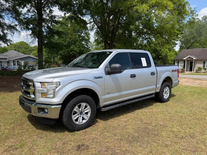 Ford F-150 4WD SuperCrew 145" XLT 2015