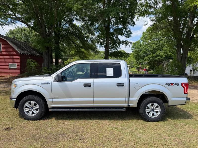 Ford F-150 4WD SuperCrew 145" XLT 2015