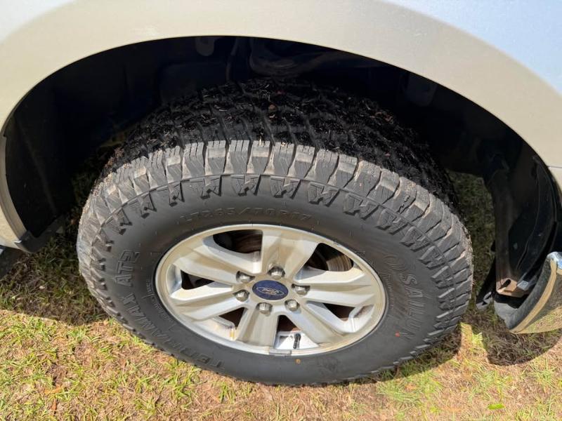 Ford F-150 4WD SuperCrew 145" XLT 2015