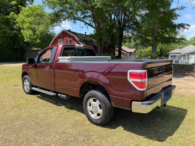 Ford F-150 4WD Reg Cab 145" XLT 2010