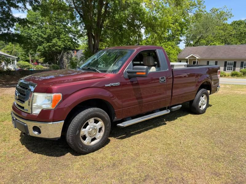 Ford F-150 4WD Reg Cab 145" XLT 2010