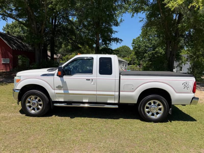 Ford Super Duty F-250 SRW 4WD SuperCab 142" Lariat 2016