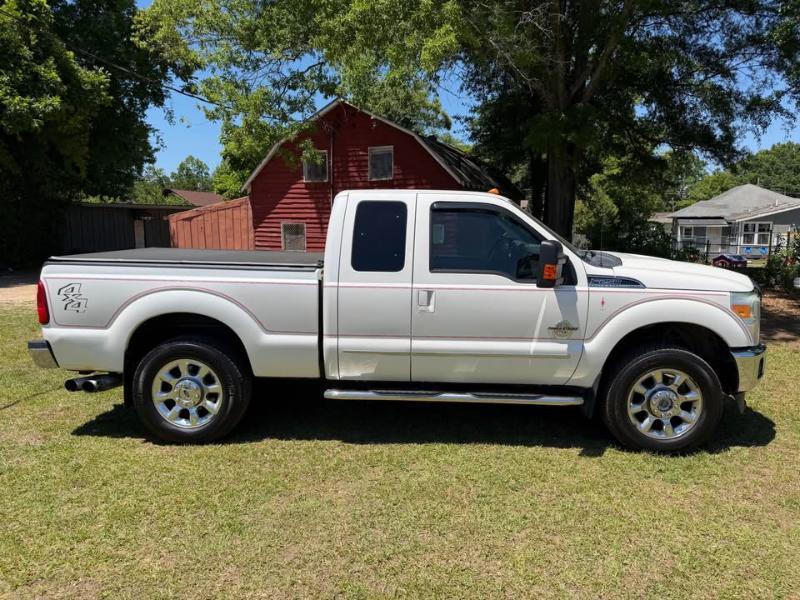 Ford Super Duty F-250 SRW 4WD SuperCab 142" Lariat 2016