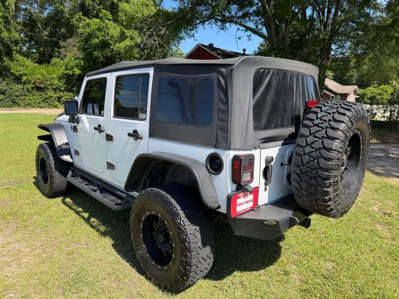 Jeep Wrangler Unlimited 4WD 4dr Sport 2012