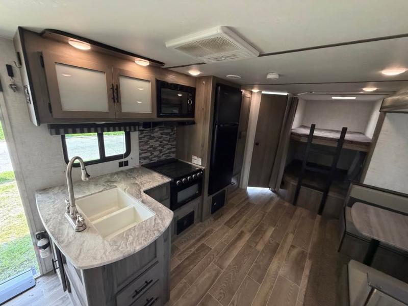 Gulf Stream Ameri-Lite  2021