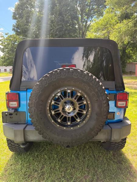 Jeep Wrangler Unlimited 4WD 4dr Sport 2015