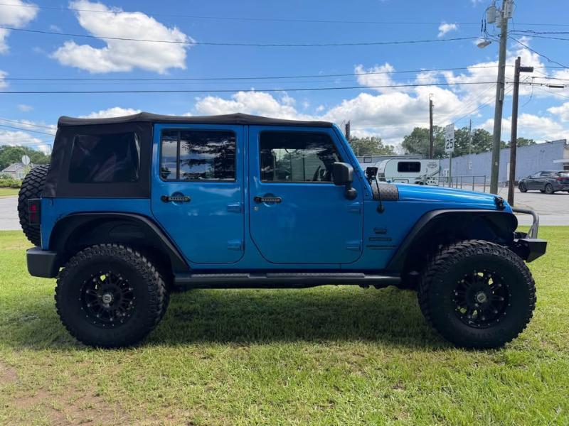Jeep Wrangler Unlimited 4WD 4dr Sport 2015