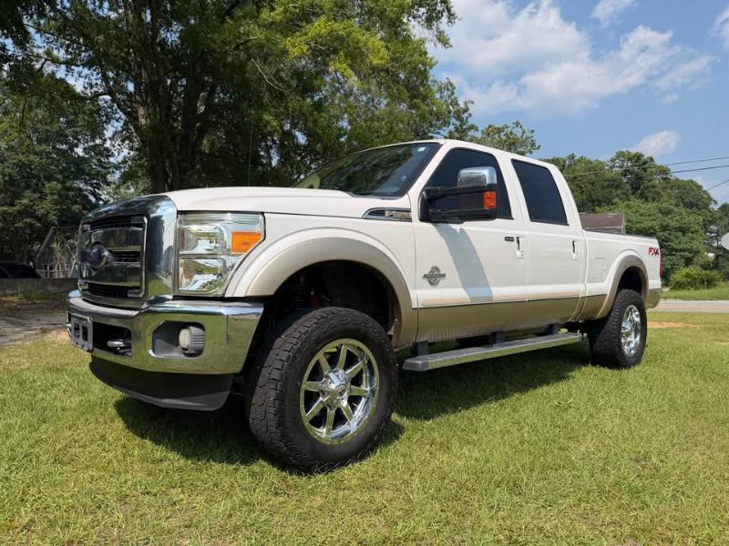 Ford Super Duty F-250 SRW 4WD Crew Cab 156" Lariat 2012