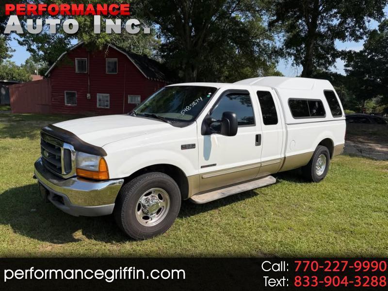 2000 Ford Super Duty F-250 Supercab 142" Lariat